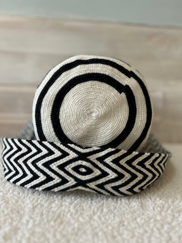 Crochet Bucket Bags - Geometrical Pattern