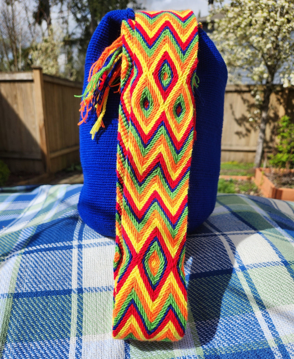 crochet bag, colorful strap side view