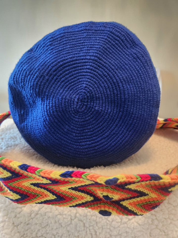 blue crochet bag bottom 2