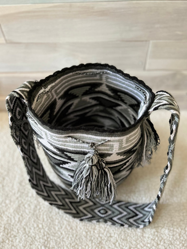 crochet bag - 1